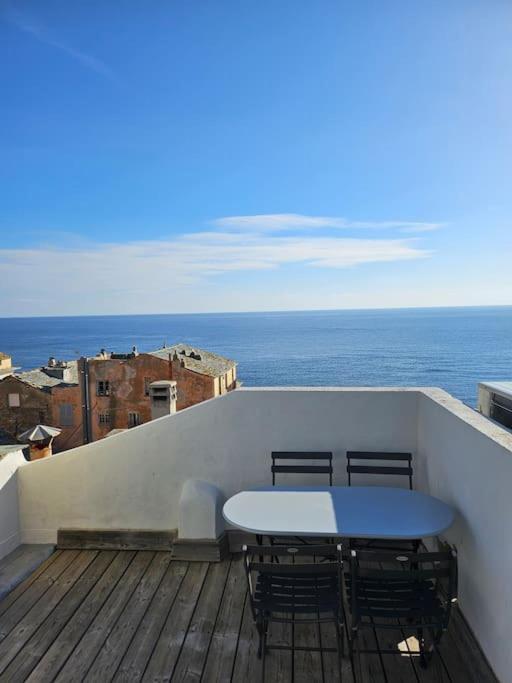 Appartement Avec Grande Terrasse Bastia  Buitenkant foto